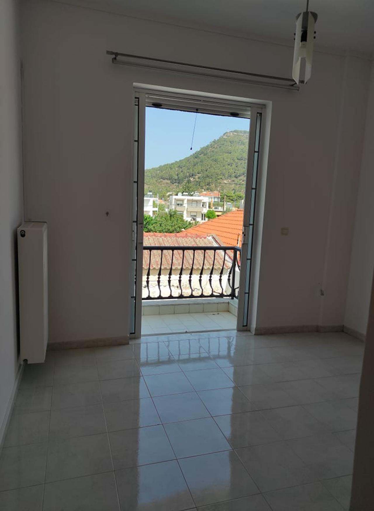 Διαμέρισμα  (6)