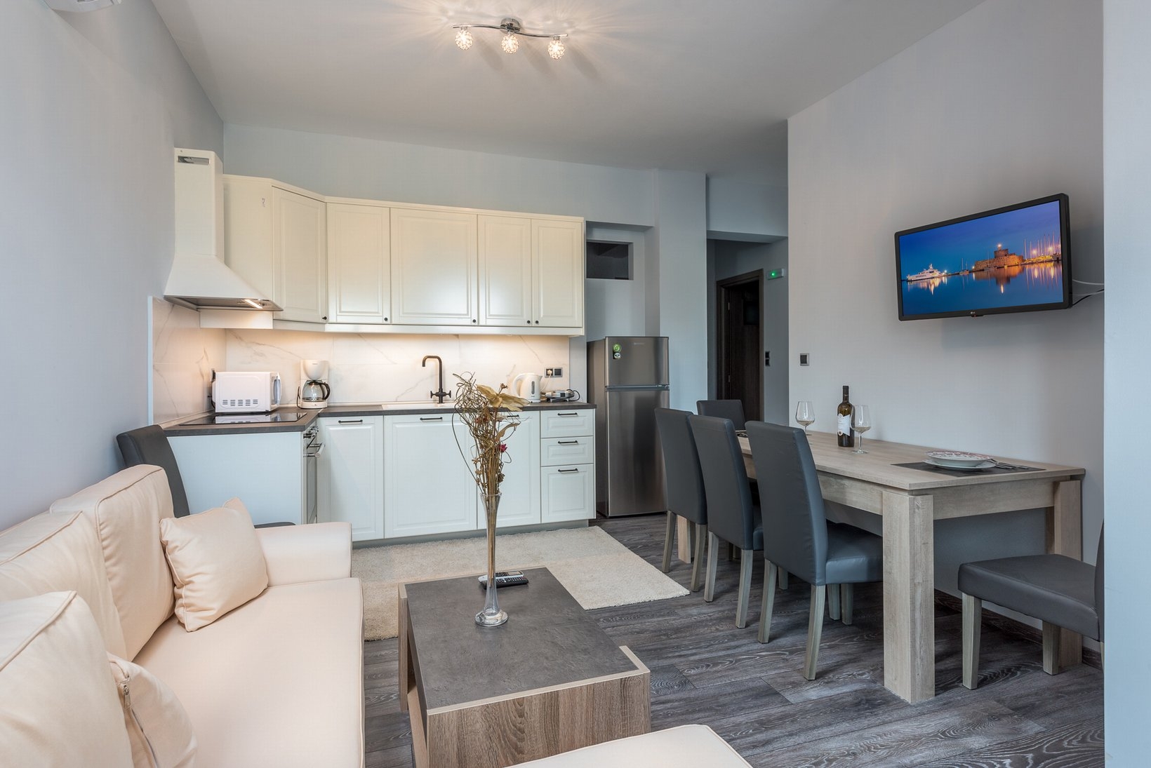 ΔΙΑΜΕΡΙΣΜΑ 70 τ.μ. (4)