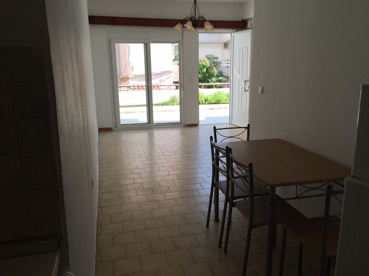 Διαμέρισμα  (4)