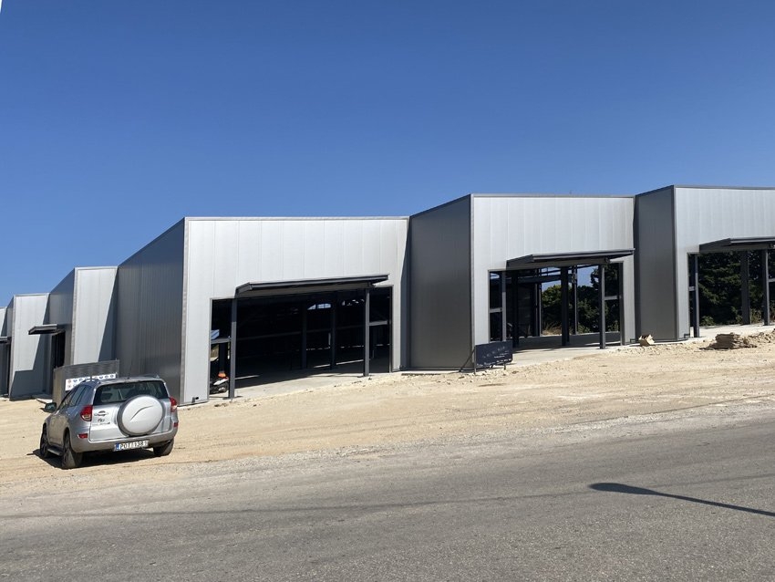 ΚΤΙΡΙΟ 3700 τ.μ. (2)