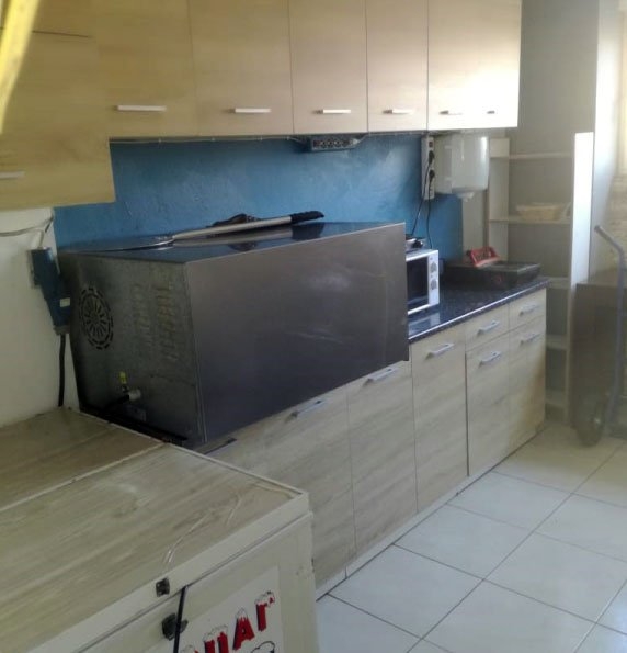 ΕΠΙΧΕΙΡΗΣΗ 70 τ.μ. (4)