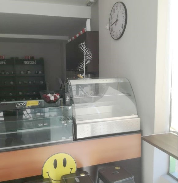 ΕΠΙΧΕΙΡΗΣΗ 70 τ.μ.