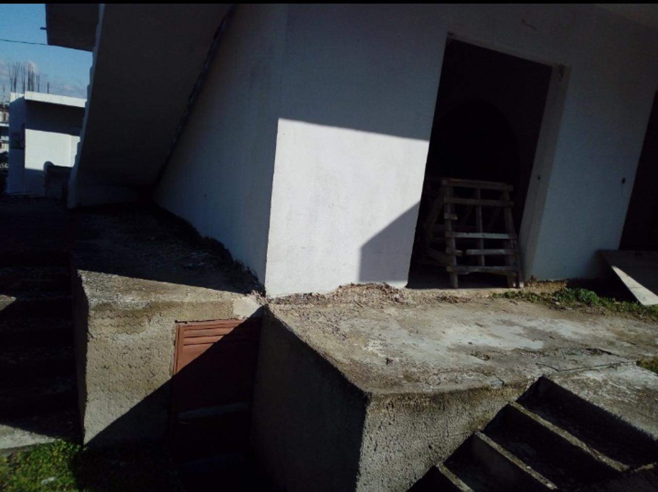 Μονοκατοικία  (12)