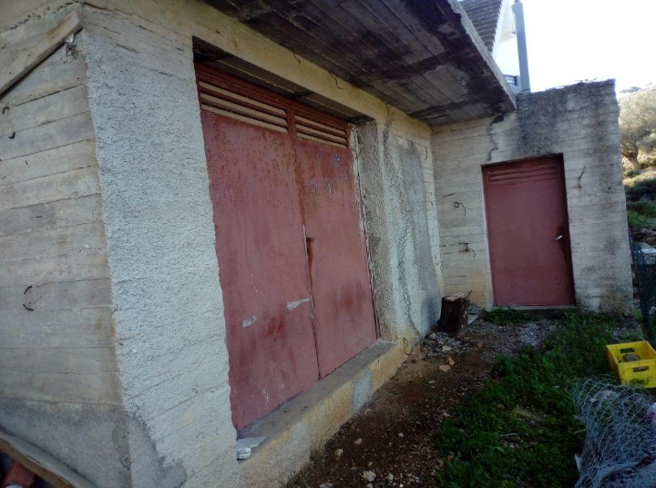 Μονοκατοικία  (13)