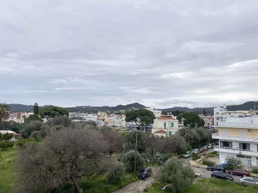 ΔΙΑΜΕΡΙΣΜΑ 37 τ.μ. (2)