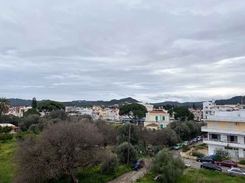 ΔΙΑΜΕΡΙΣΜΑ 27 τ.μ. (2)