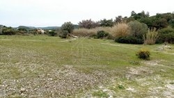 Οικόπεδο  (2)