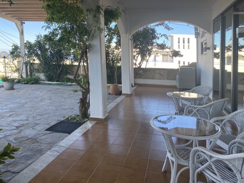 ΞΕΝΟΔΟΧΕΙΟ 750 τ.μ. (2)