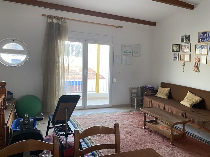 ΔΙΑΜΕΡΙΣΜΑ 100 τ.μ.