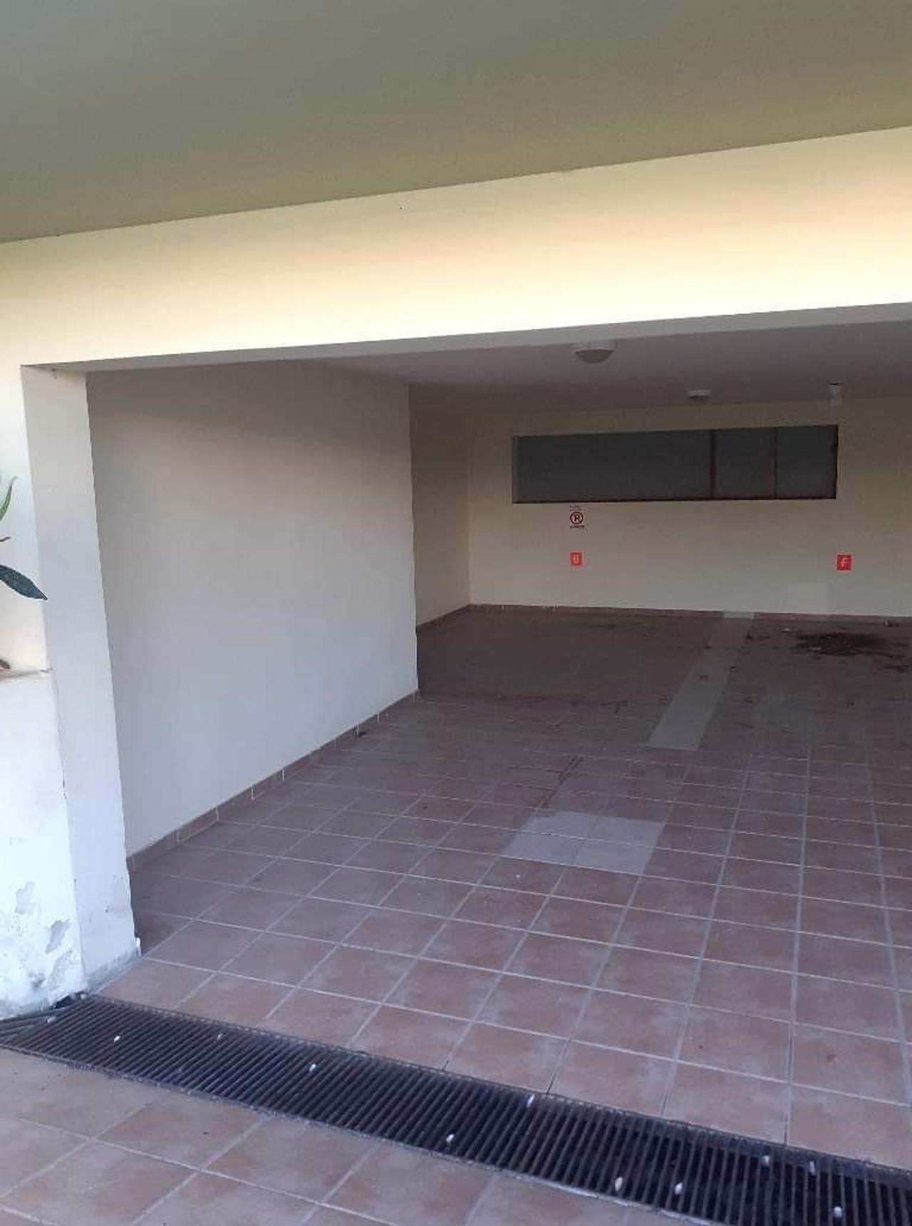 Διαμέρισμα  (2)