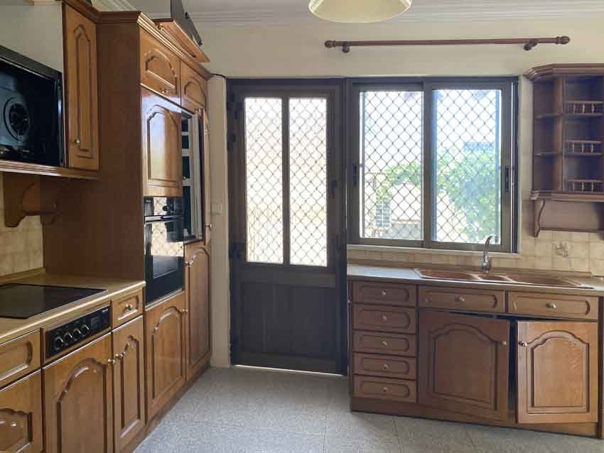 ΜΟΝΟΚΑΤΟΙΚΙΑ 90 τ.μ. (2)