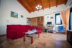 Μονοκατοικία  (4)