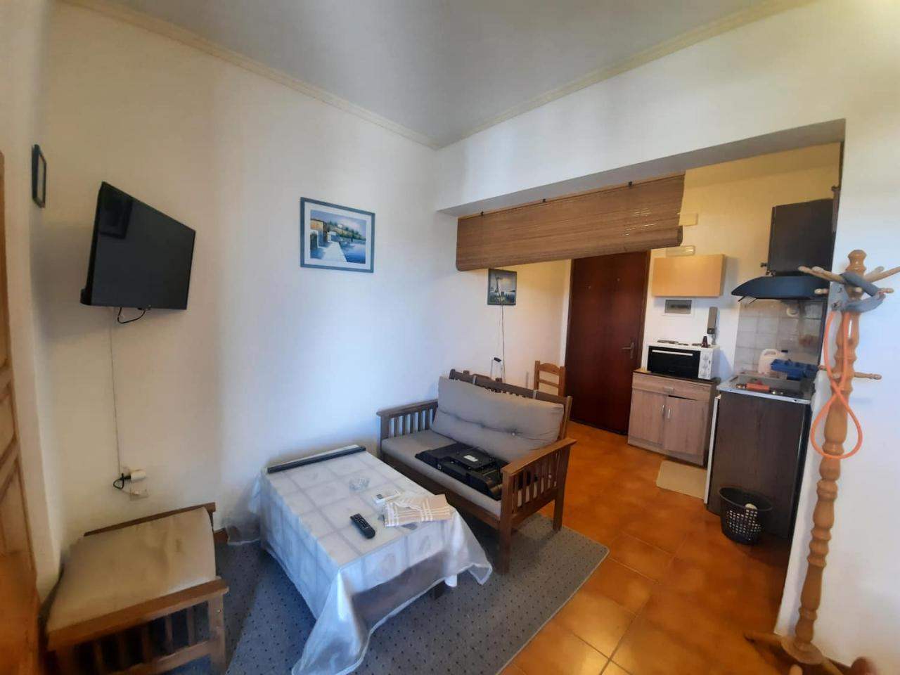 Διαμέρισμα  (2)