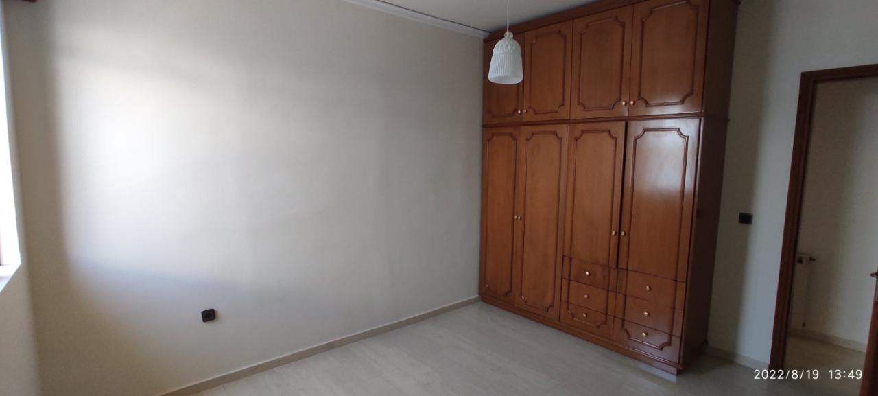 Διαμέρισμα  (6)