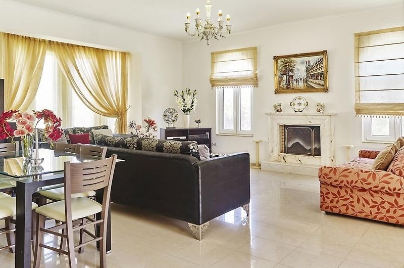 ΔΙΑΜΕΡΙΣΜΑ 160 τ.μ. (2)