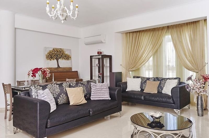 ΔΙΑΜΕΡΙΣΜΑ 160 τ.μ. (3)