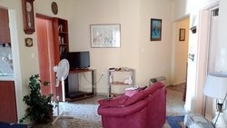 Διαμέρισμα  (2)