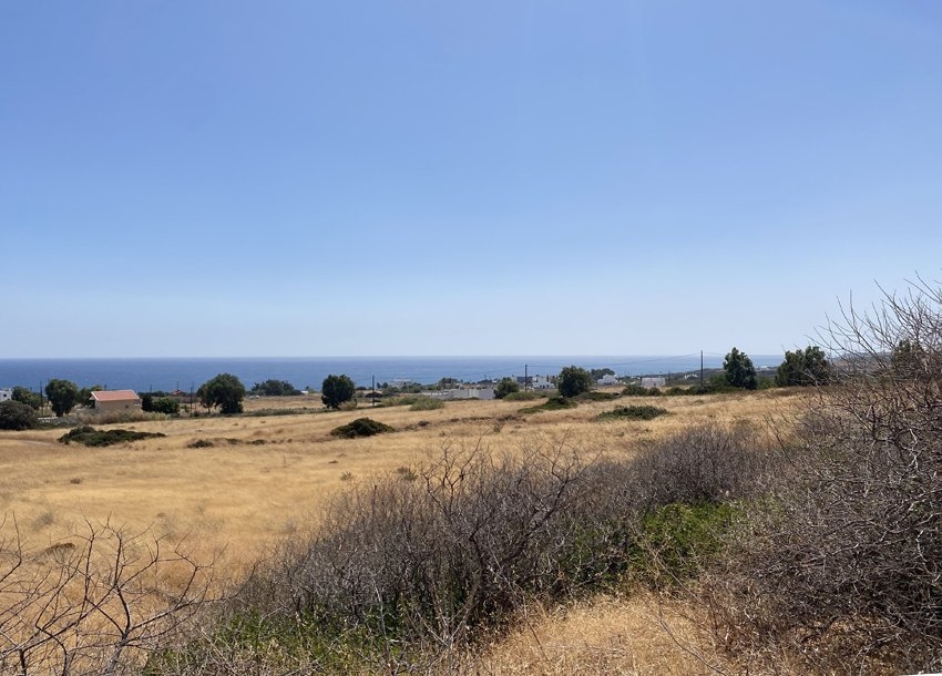 ΑΓΡΟΤΕΜΑΧΙΟ 6300 τ.μ.