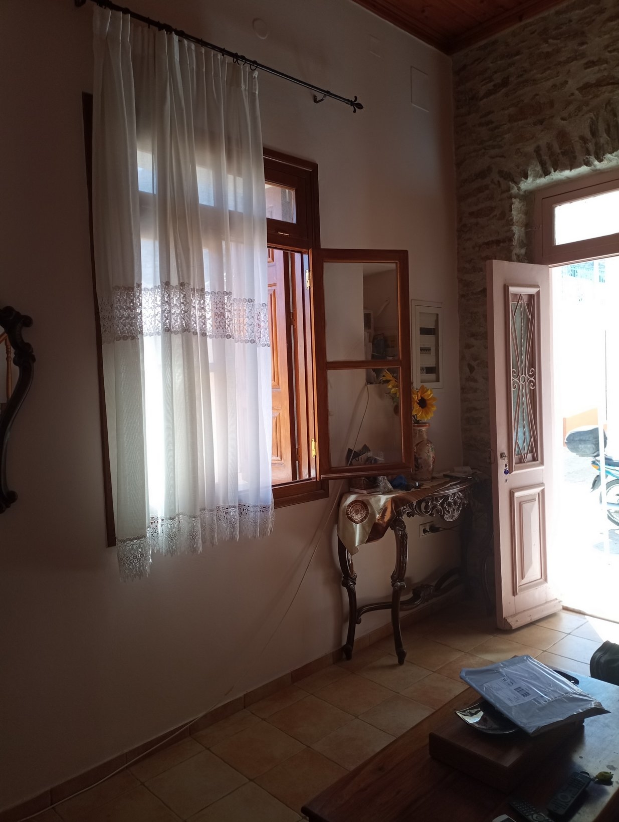 ΜΟΝΟΚΑΤΟΙΚΙΑ 61 τ.μ. (4)