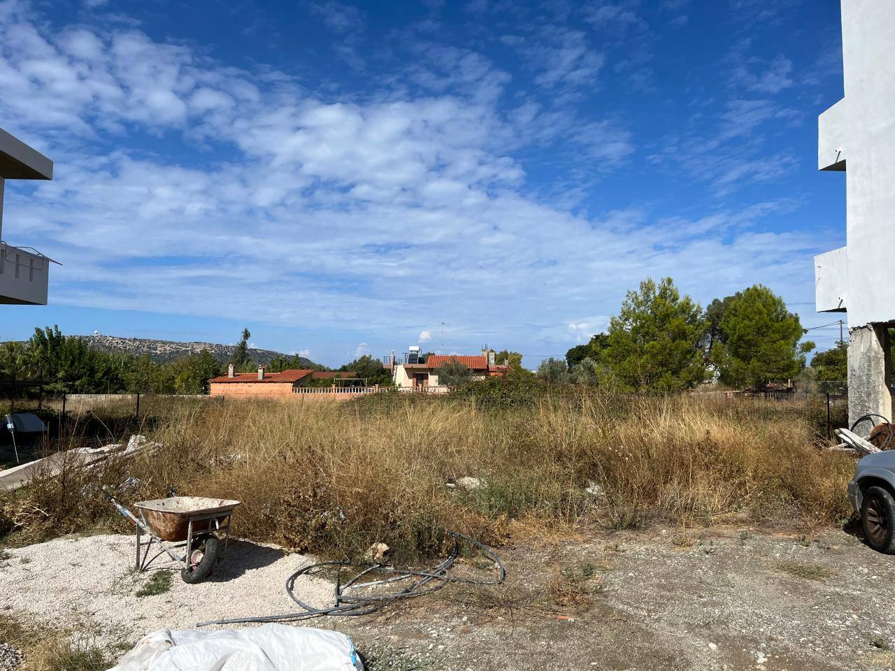 Οικόπεδο  (2)