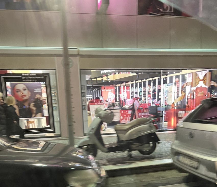 ΚΑΤΑΣΤΗΜΑ 1209 τ.μ. (2)