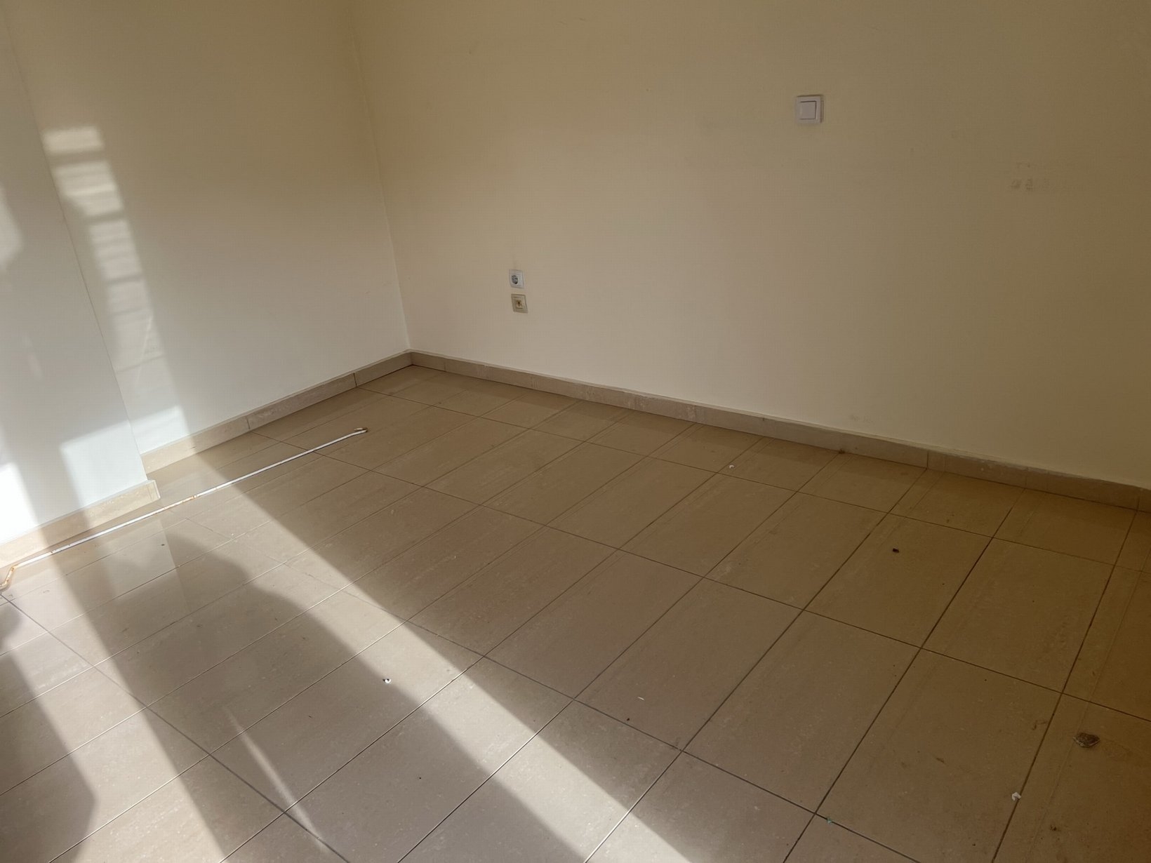 ΔΙΑΜΕΡΙΣΜΑ 82 τ.μ. (2)