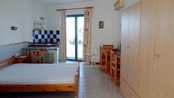 Ενοικιαζώμενα Δωμάτια  (3)