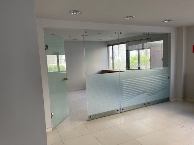 ΚΑΤΑΣΤΗΜΑ 360 τ.μ. (3)