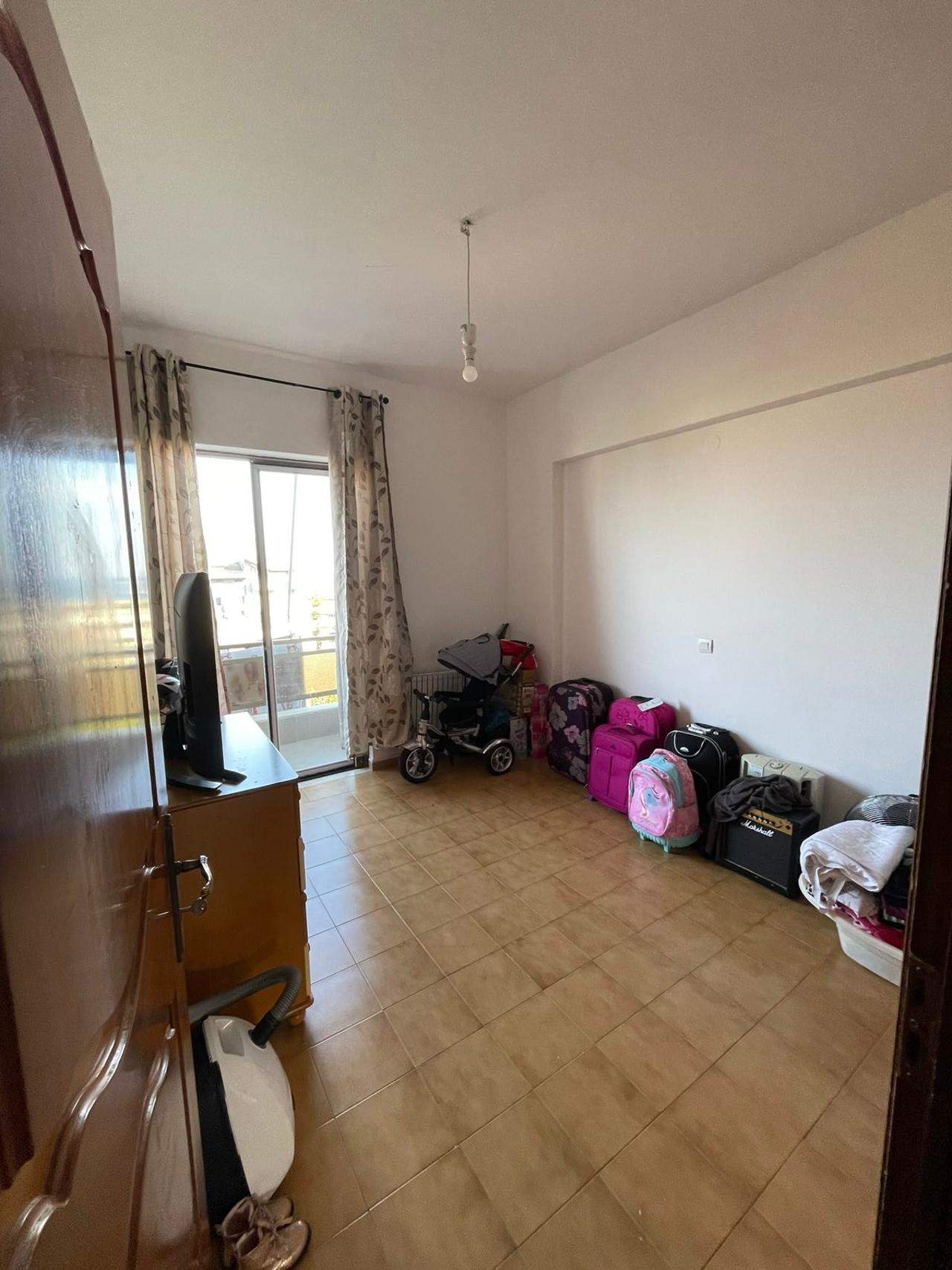 Διαμέρισμα  (5)