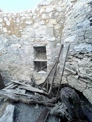 Ερειπωμένη Κατοικία 