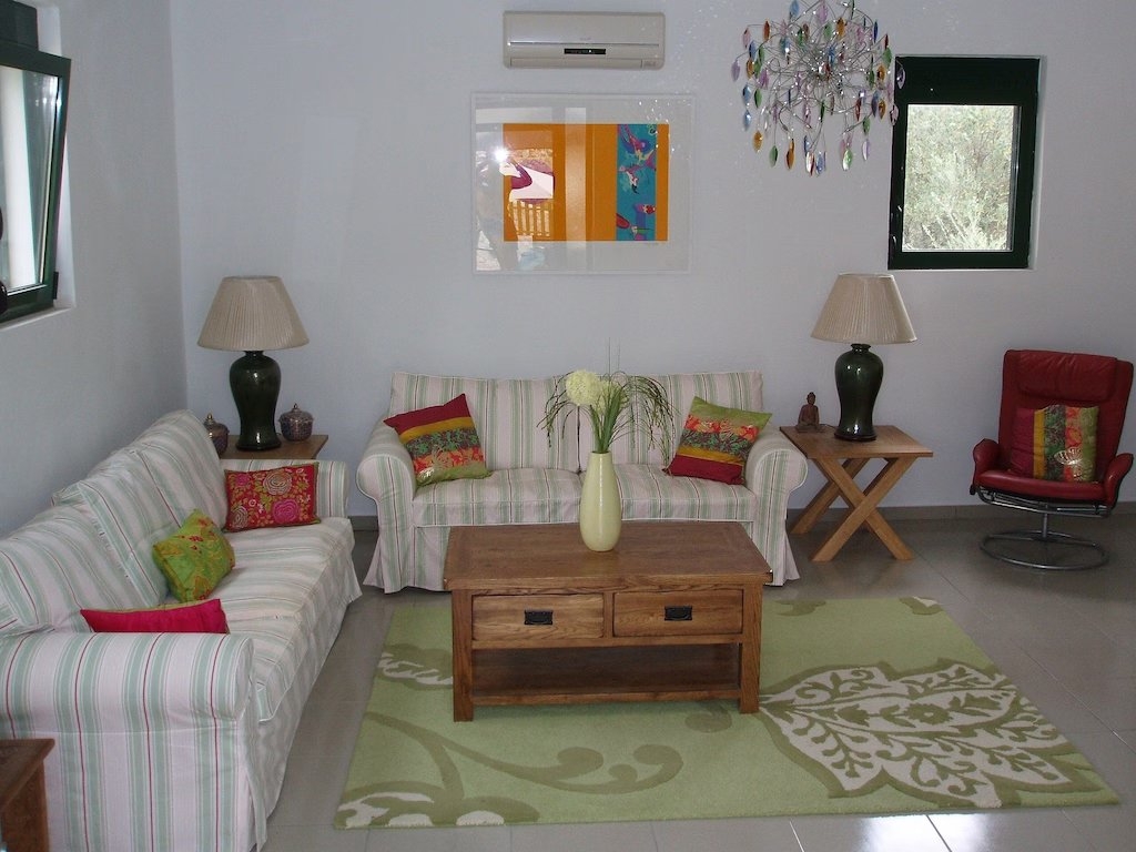 ΜΟΝΟΚΑΤΟΙΚΙΑ 128 τ.μ. (4)