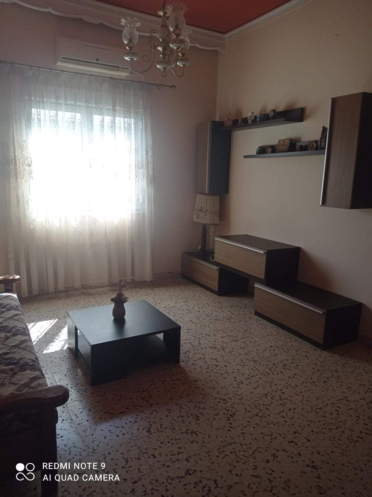 Μονοκατοικία  (2)