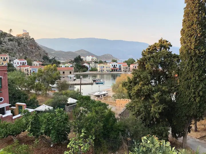 ΜΟΝΟΚΑΤΟΙΚΙΑ 70 τ.μ. (3)