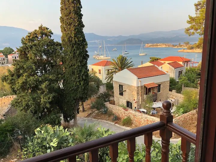 ΜΟΝΟΚΑΤΟΙΚΙΑ 70 τ.μ. (4)