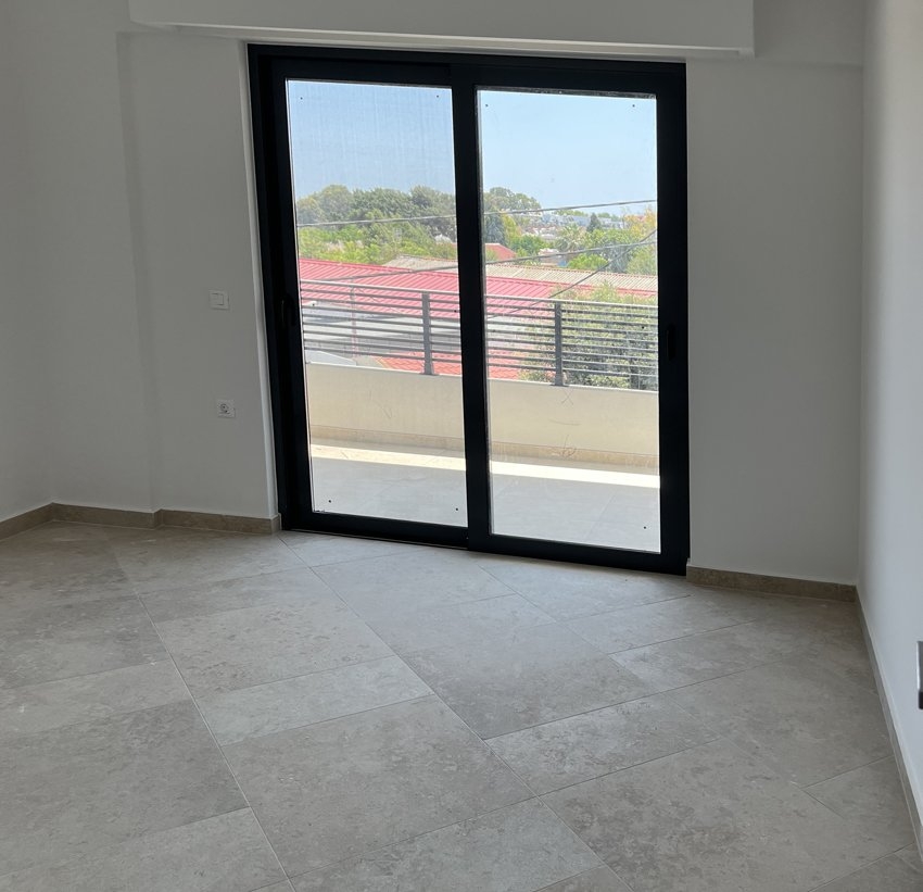 ΔΙΑΜΕΡΙΣΜΑ 125 τ.μ. (2)