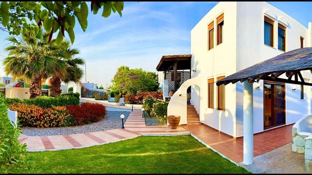 ΜΟΝΟΚΑΤΟΙΚΙΑ 140 τ.μ.