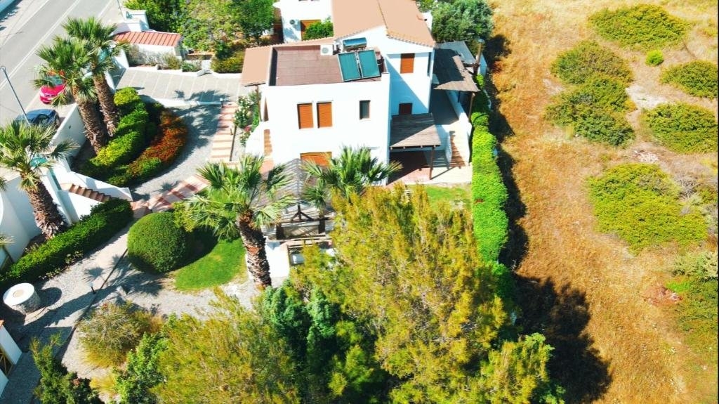 ΜΟΝΟΚΑΤΟΙΚΙΑ 140 τ.μ. (3)