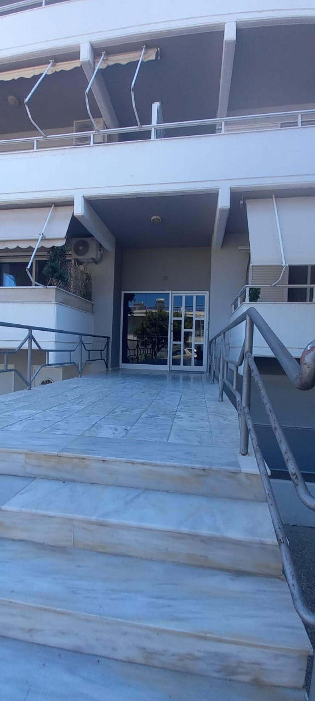 Διαμέρισμα  (20)