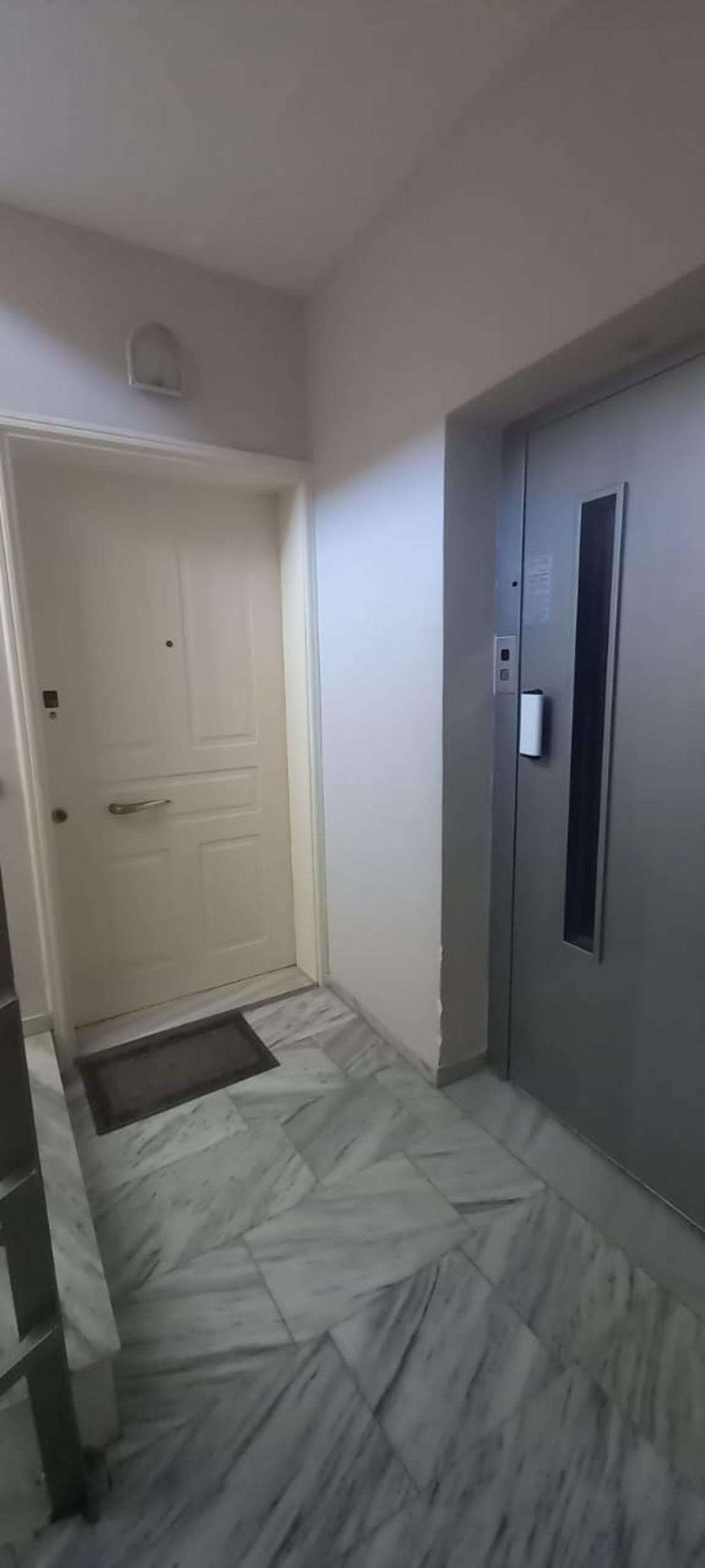 Διαμέρισμα  (22)