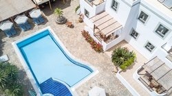 Ενοικιαζώμενα Δωμάτια  (2)