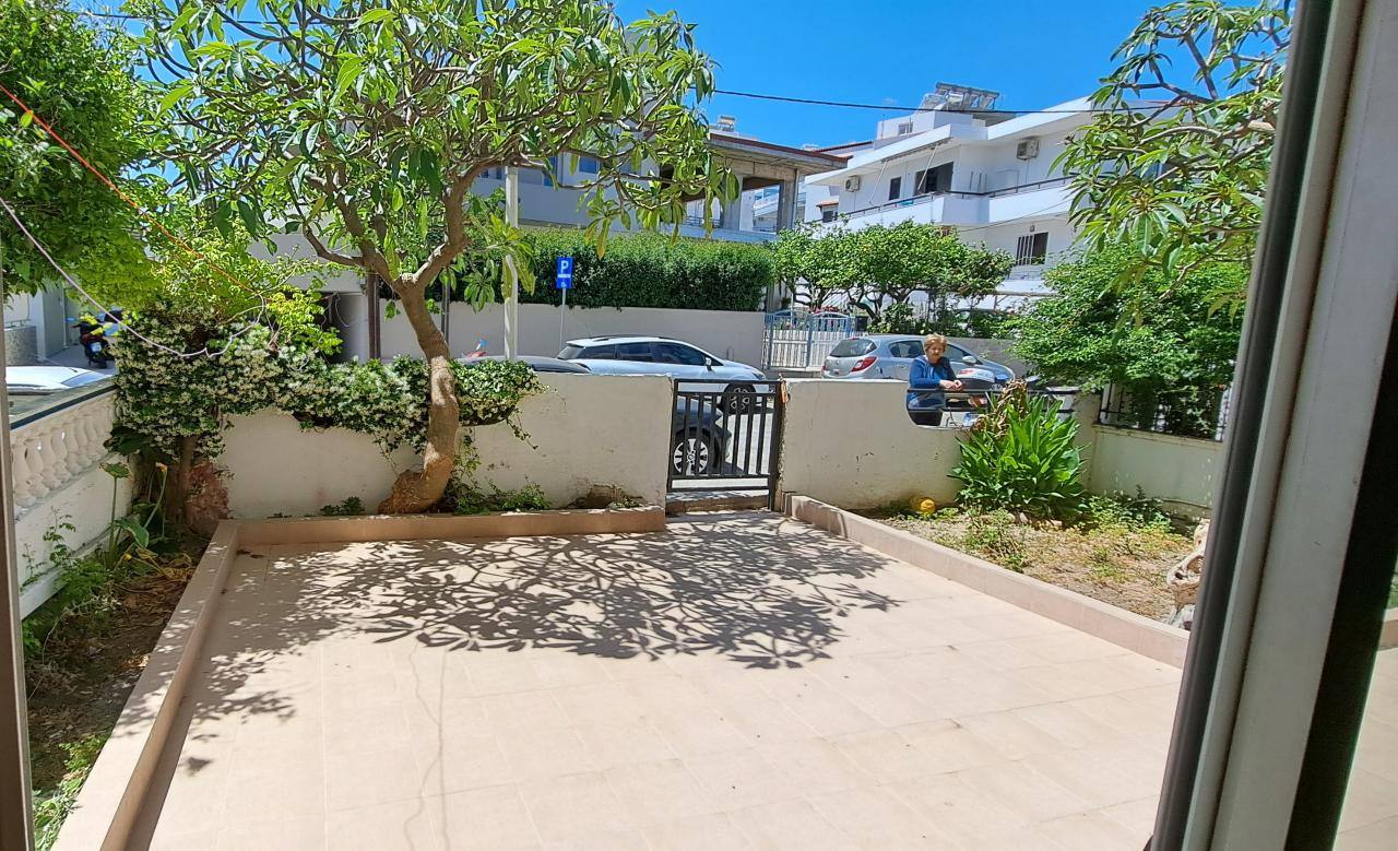 Διαμέρισμα  (3)