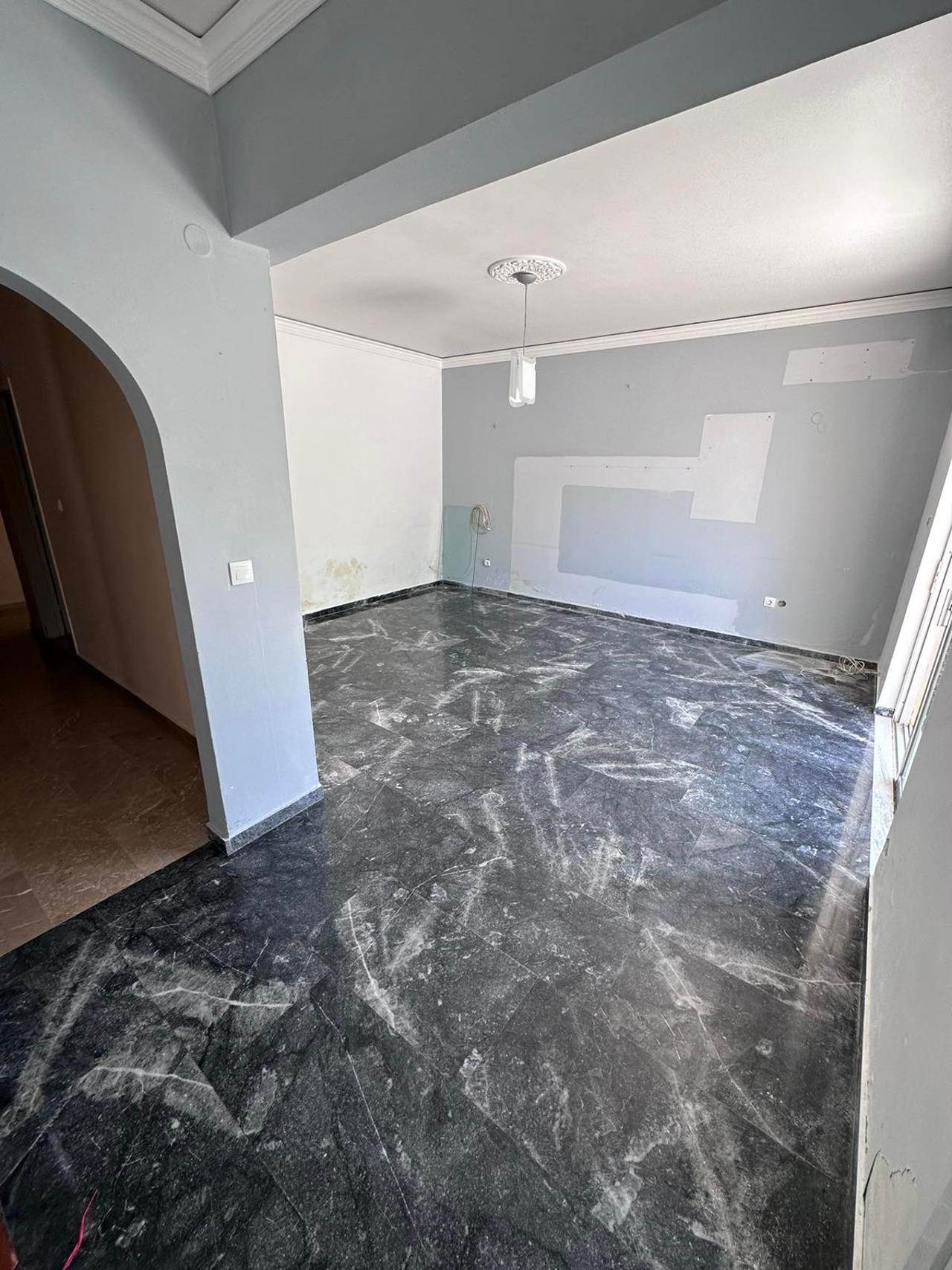 Διαμέρισμα  (8)