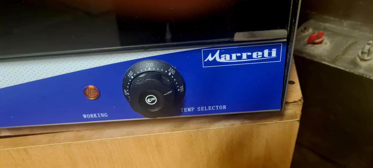 Πωλείται επαγγελματικός φούρνος  (5)