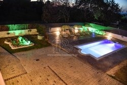 Μονοκατοικία  (2)