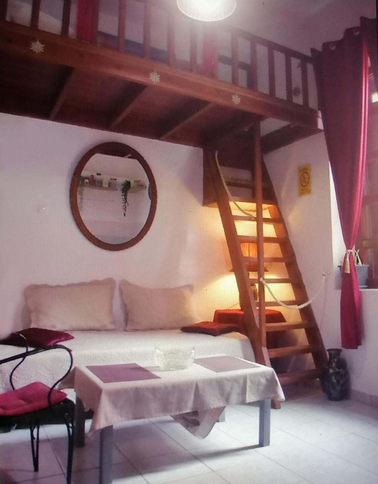 Διαμέρισμα  (6)