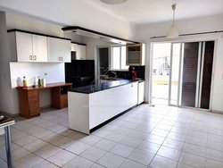 Γκαρσονιέρα  (3)