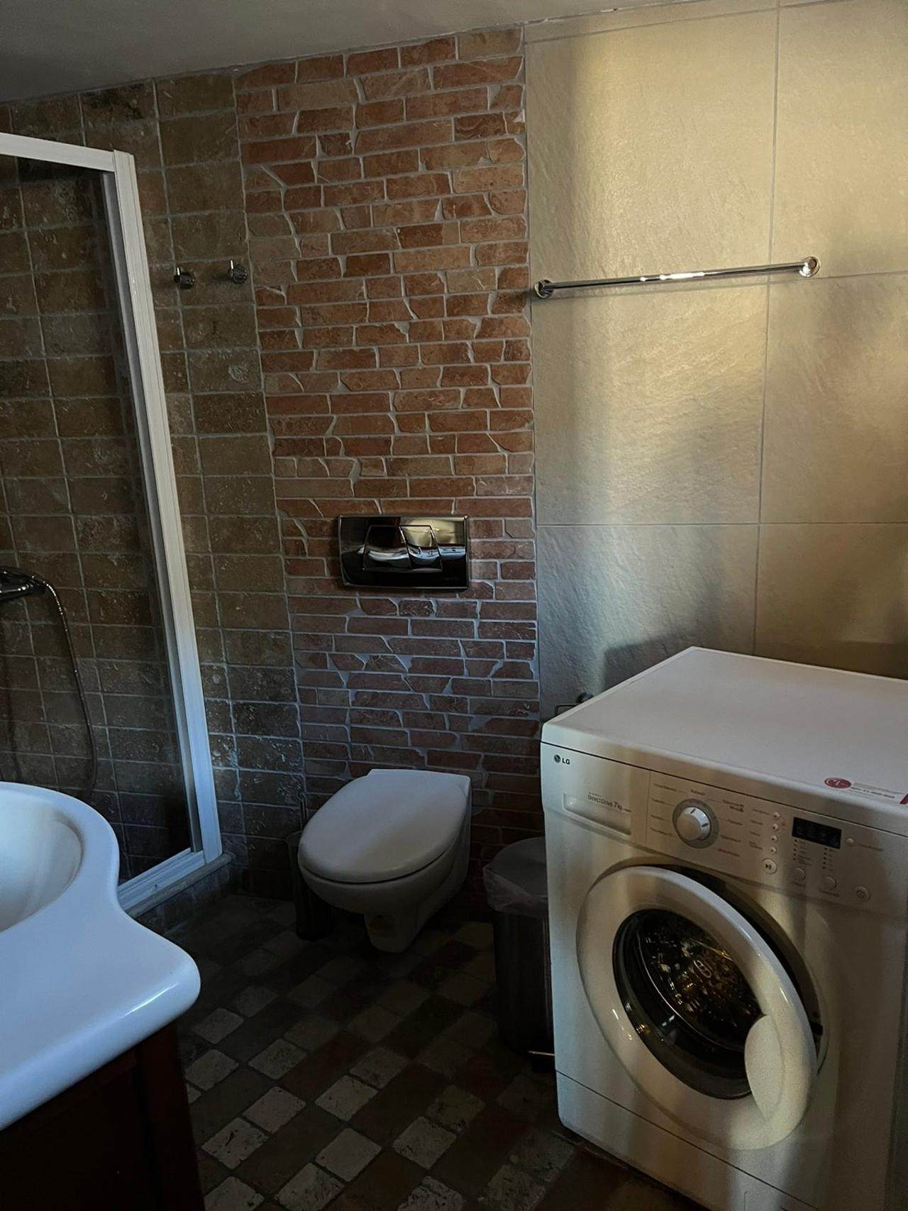 Μονοκατοικία  (4)