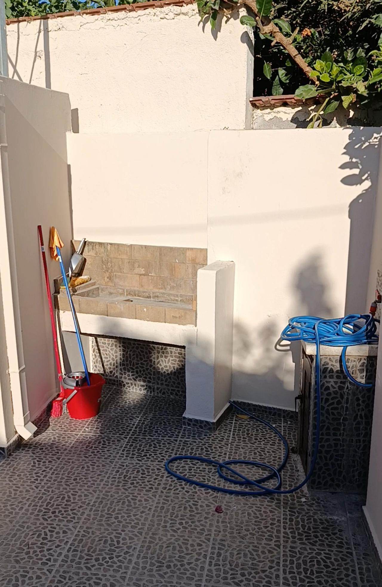 Μονοκατοικία  (12)
