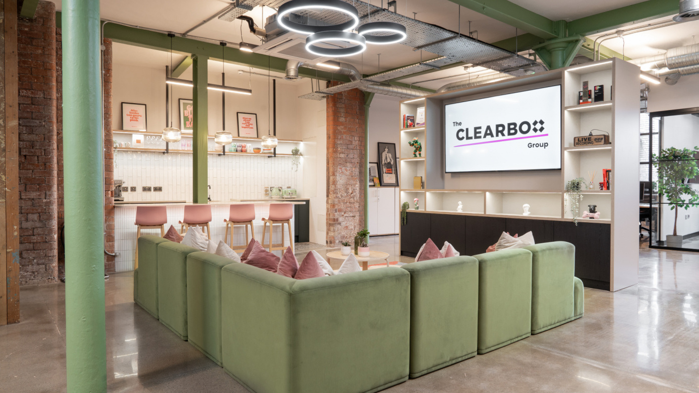 Clearbox 001