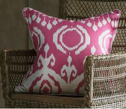 volcano_paradise_cushion_lifestyle